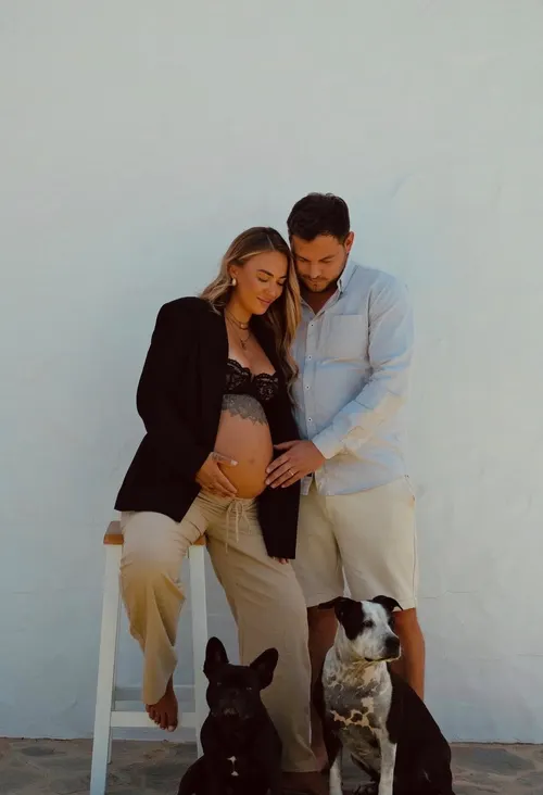 Maternity and family photoshoot